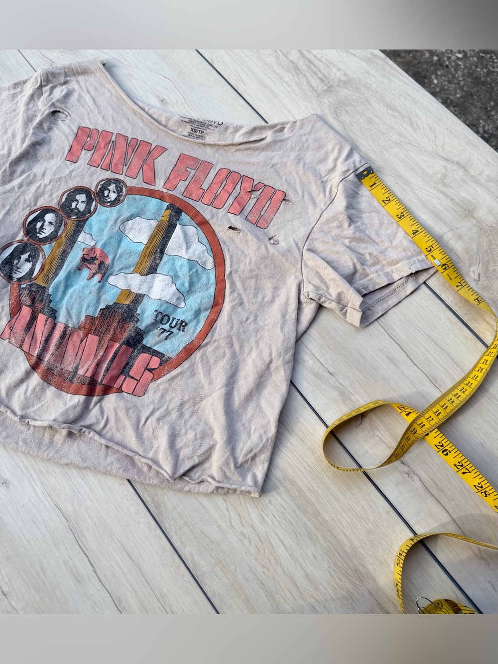 Pink Floyd Distressed Graphic Band Tee XS Cropped Wide Neck One Shoulder NWOT - Picture 9 of 10